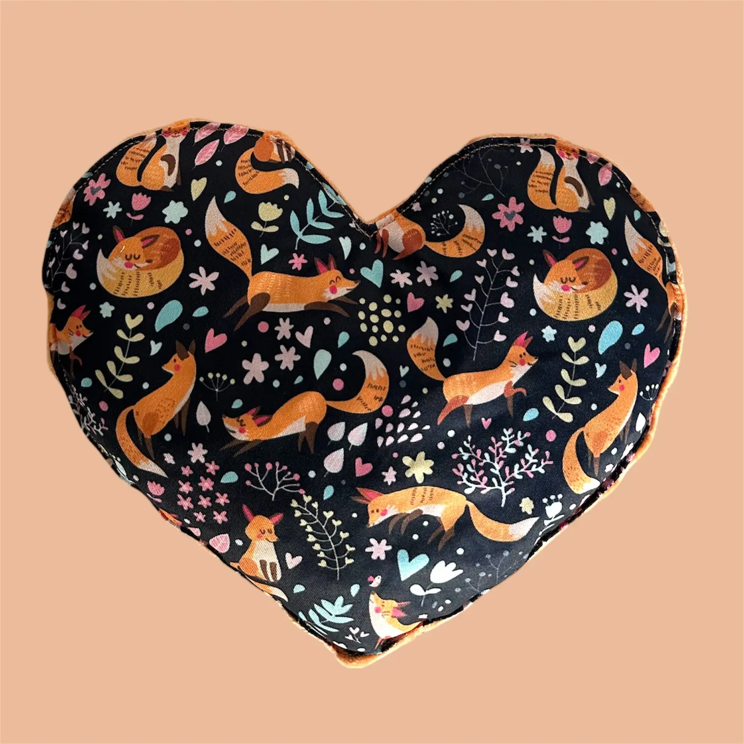Coussin chauffant cœur renards